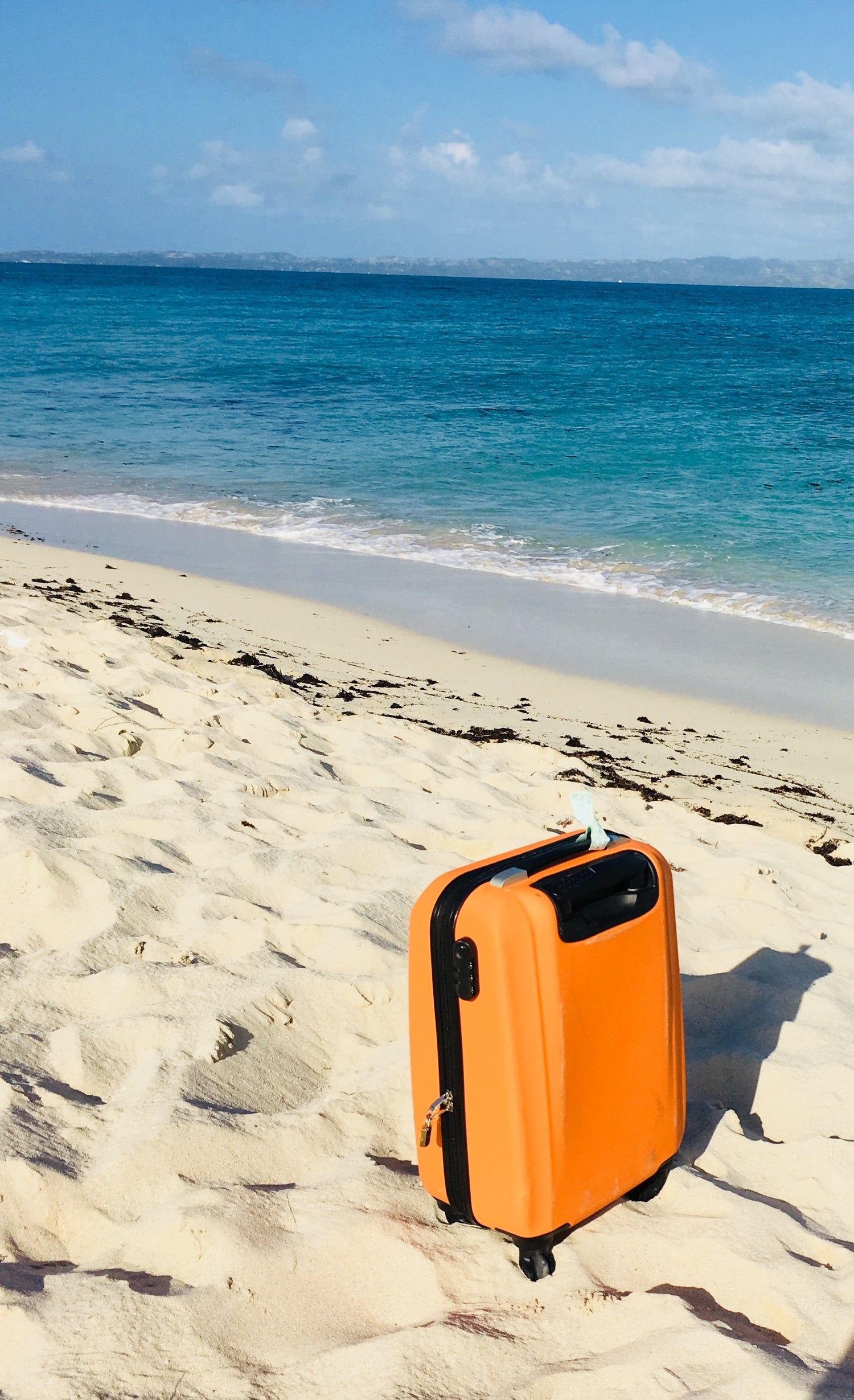 Master the Art of Beach Vacation Packing: A 6-Tip Guide to Effortless Relaxation