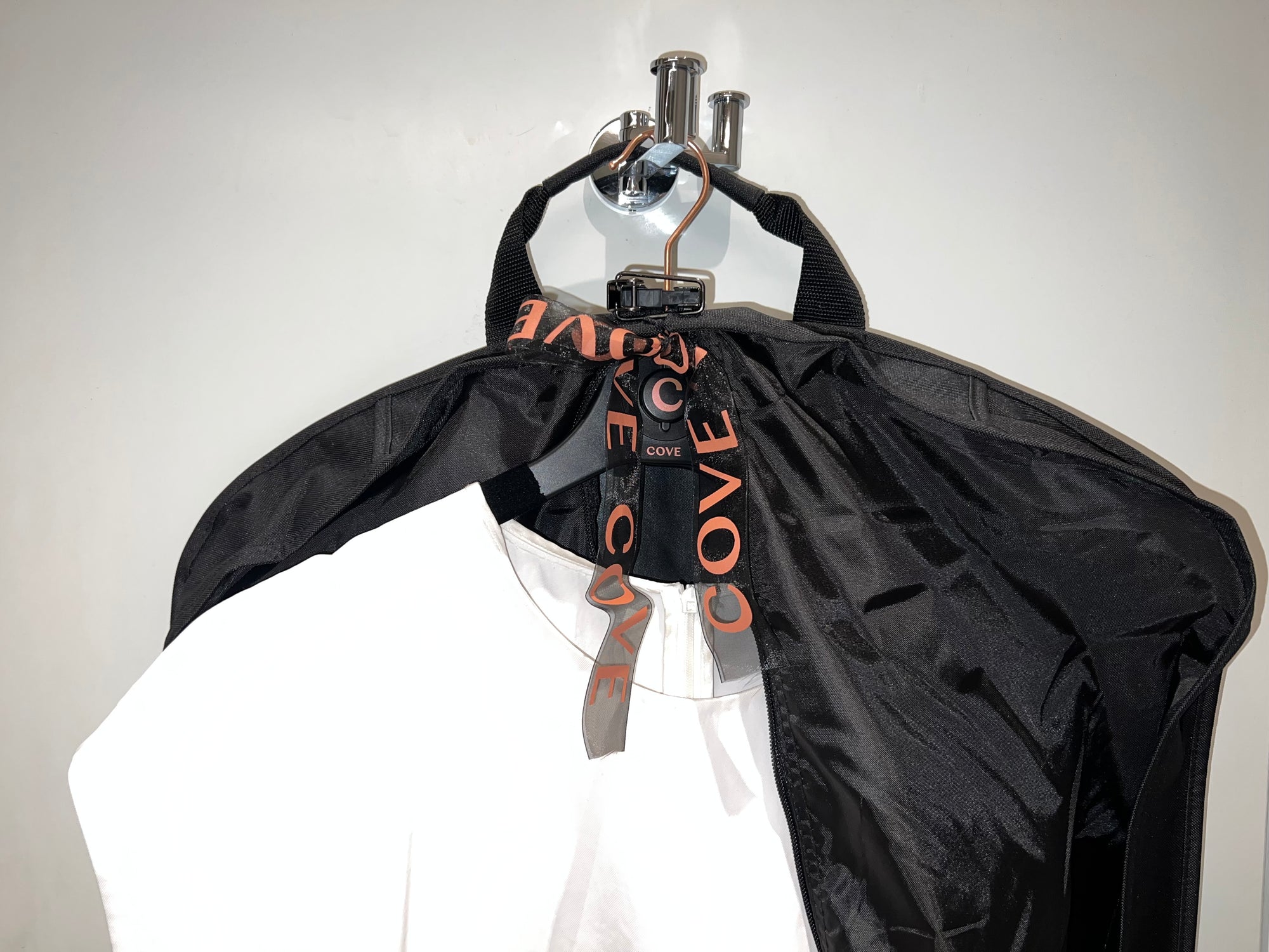 Best Products For Traveling With Formal Garments