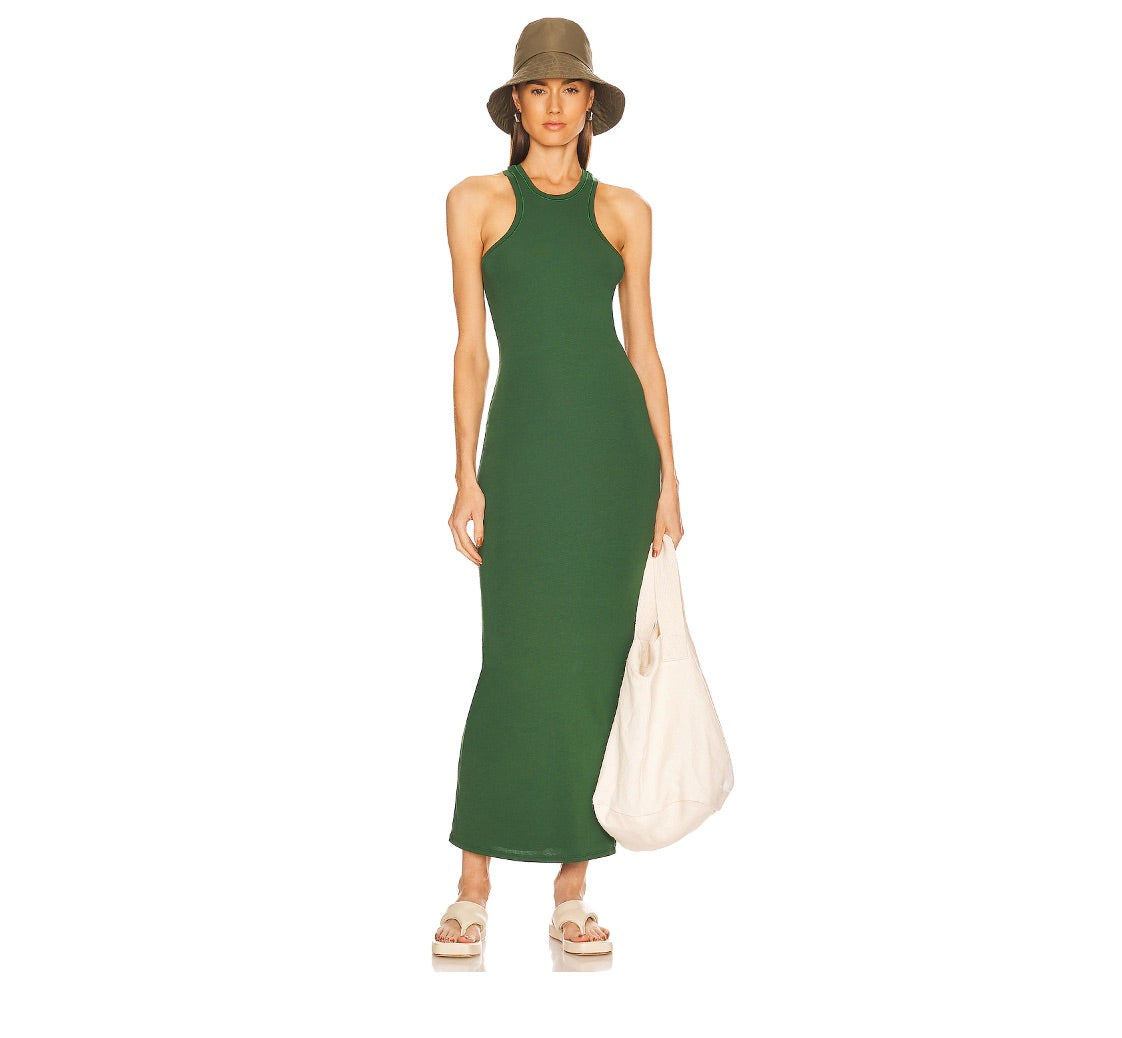 10 Maxis You Need for Your Next Island Vacation