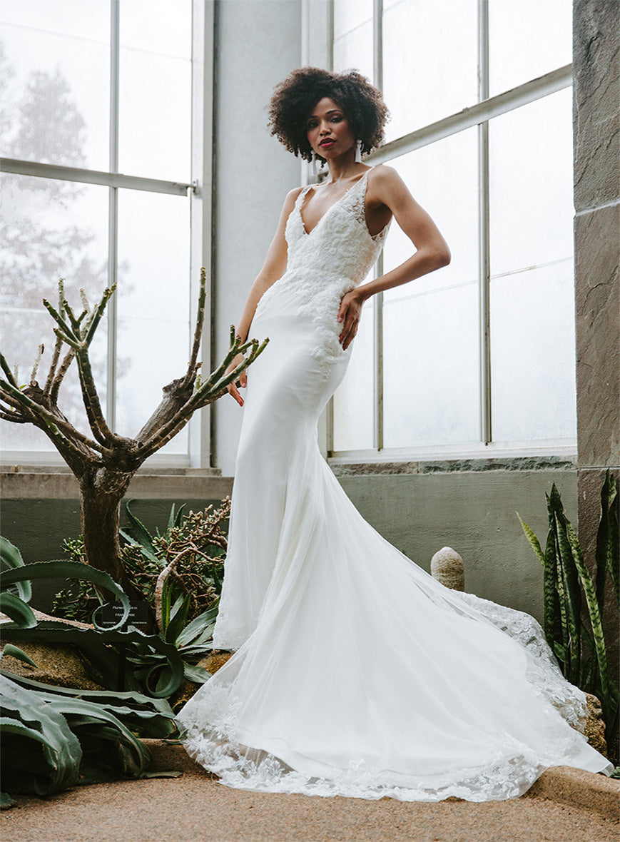 Tips For What To Do With Your Wedding Dress On AND After Your Big Day